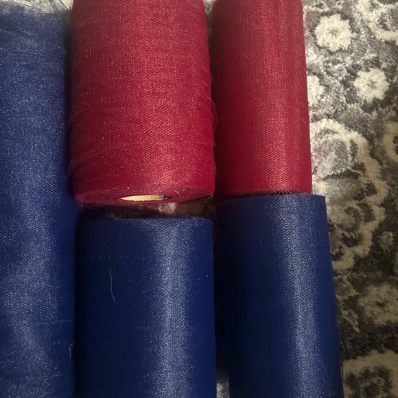 Lots of Blue & Red Tulle - Picture 4 of 6